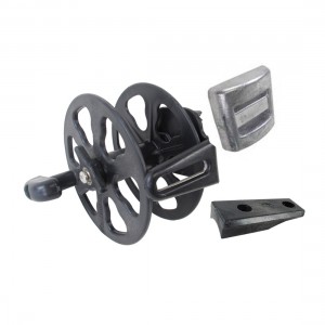 Spearmaster Black Belt Reel w/ Weight